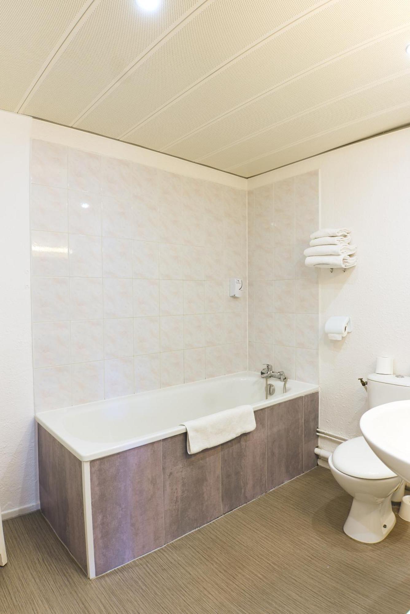 Hotel Les Rives Bleues 라그랑모트 외부 사진